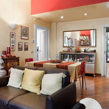 Apartment With Terrace In Central Milánó Kültér fotó
