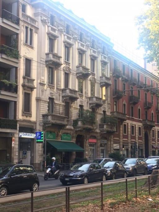 Apartment With Terrace In Central Milánó Kültér fotó