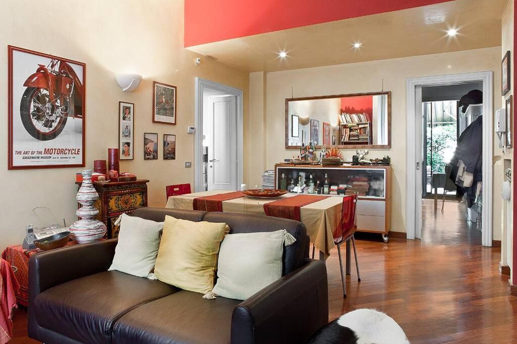 Apartment With Terrace In Central Milánó Kültér fotó